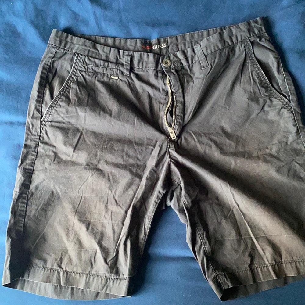 Black Guess Shorts. Size 36